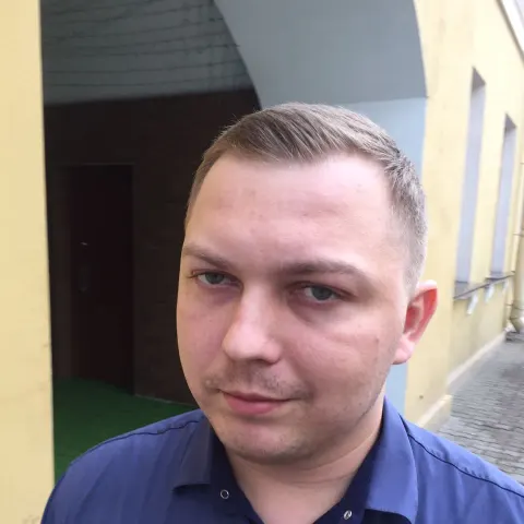Попов Дмитрий